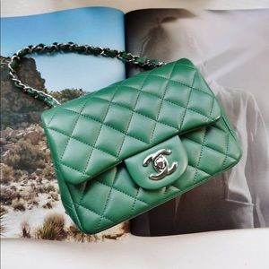 Chanel Classic Flap Mini Square Green New